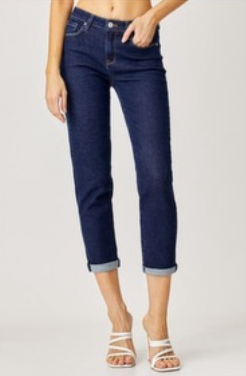 Mid Rise Tapered Jean
