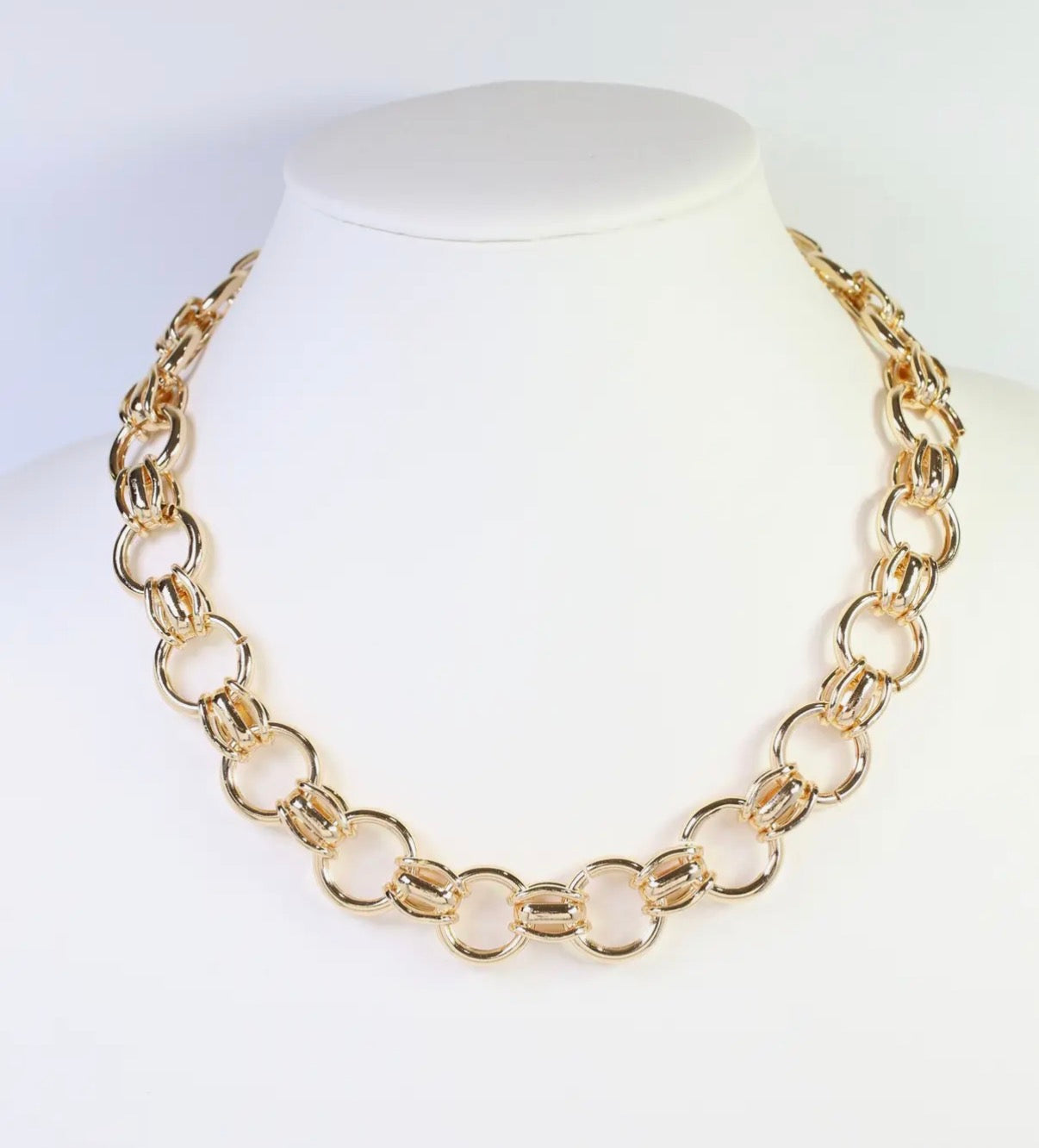 Circle Link Necklace