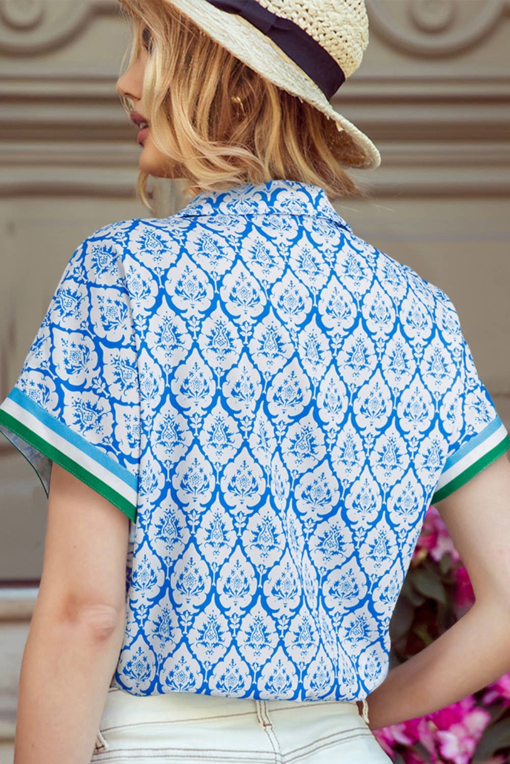 Abstract Zip Neck Contrast Short Sleeve Casual Blouse