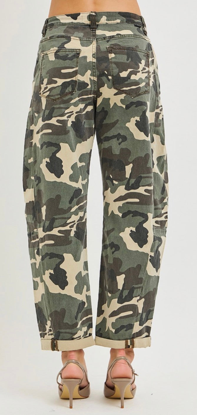 Faded Camo Ankle Barrel Jeans