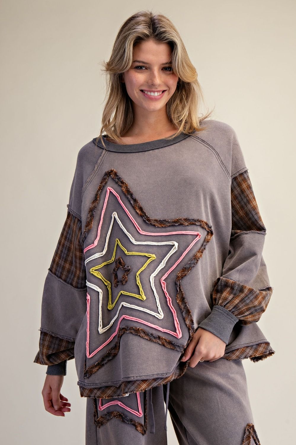 Star Washed Terry Pullover