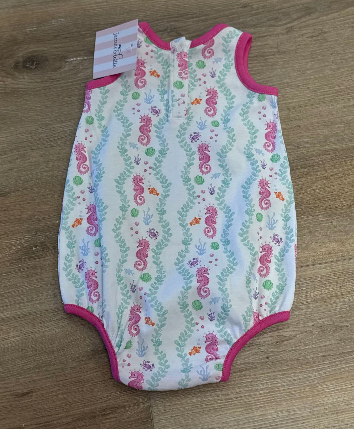 Seahorse Knit Madison Bubble