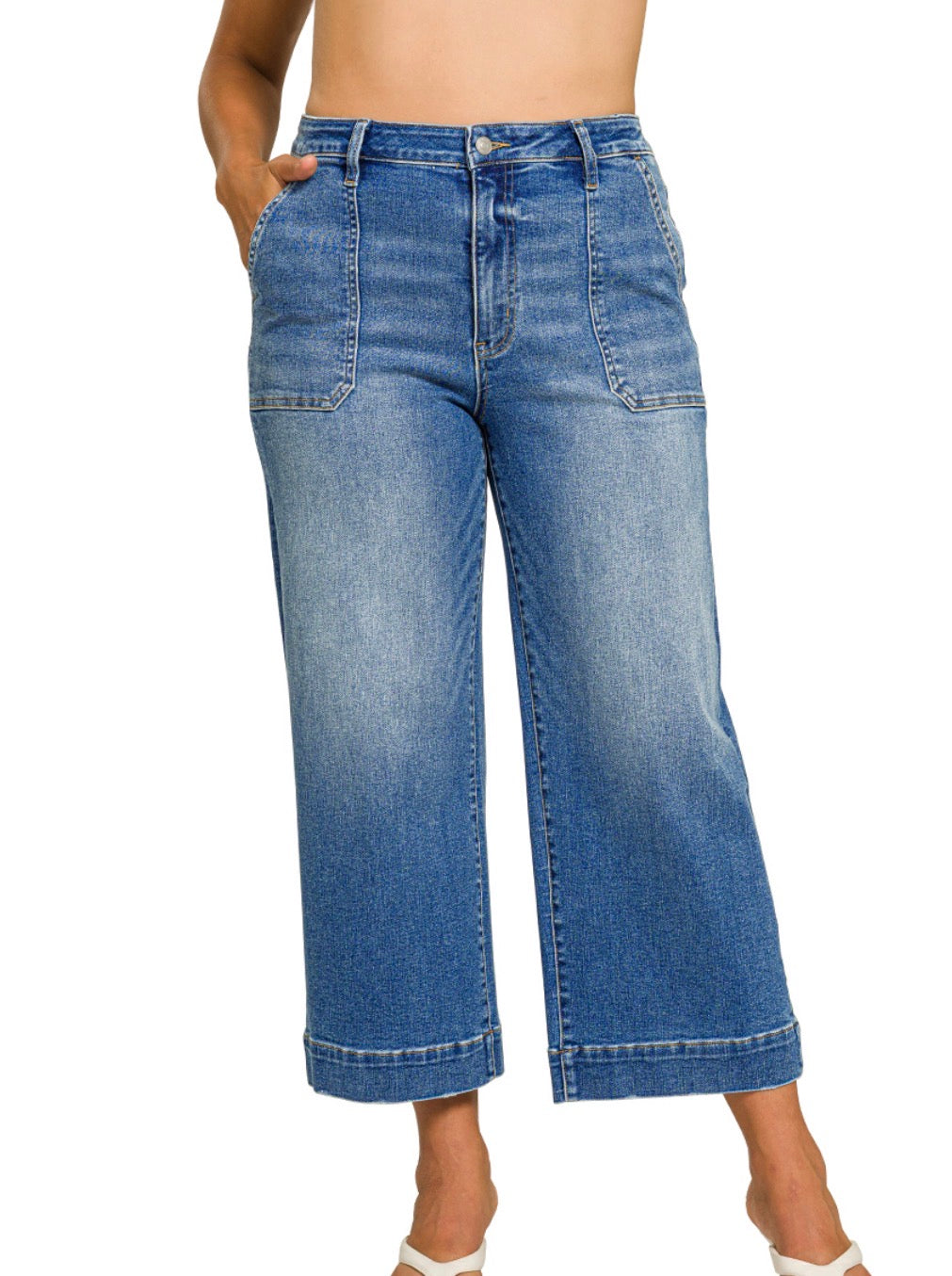 Cropped Wide Leg Jeans