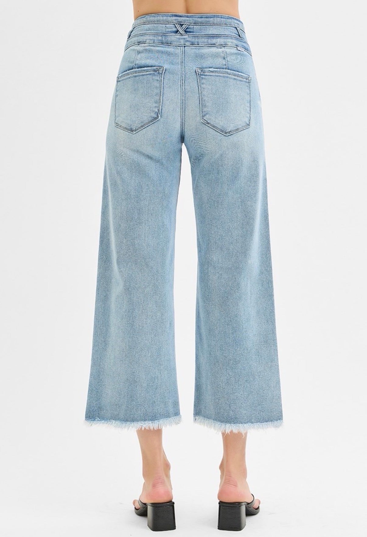 Light Wash Band Detail Jeans