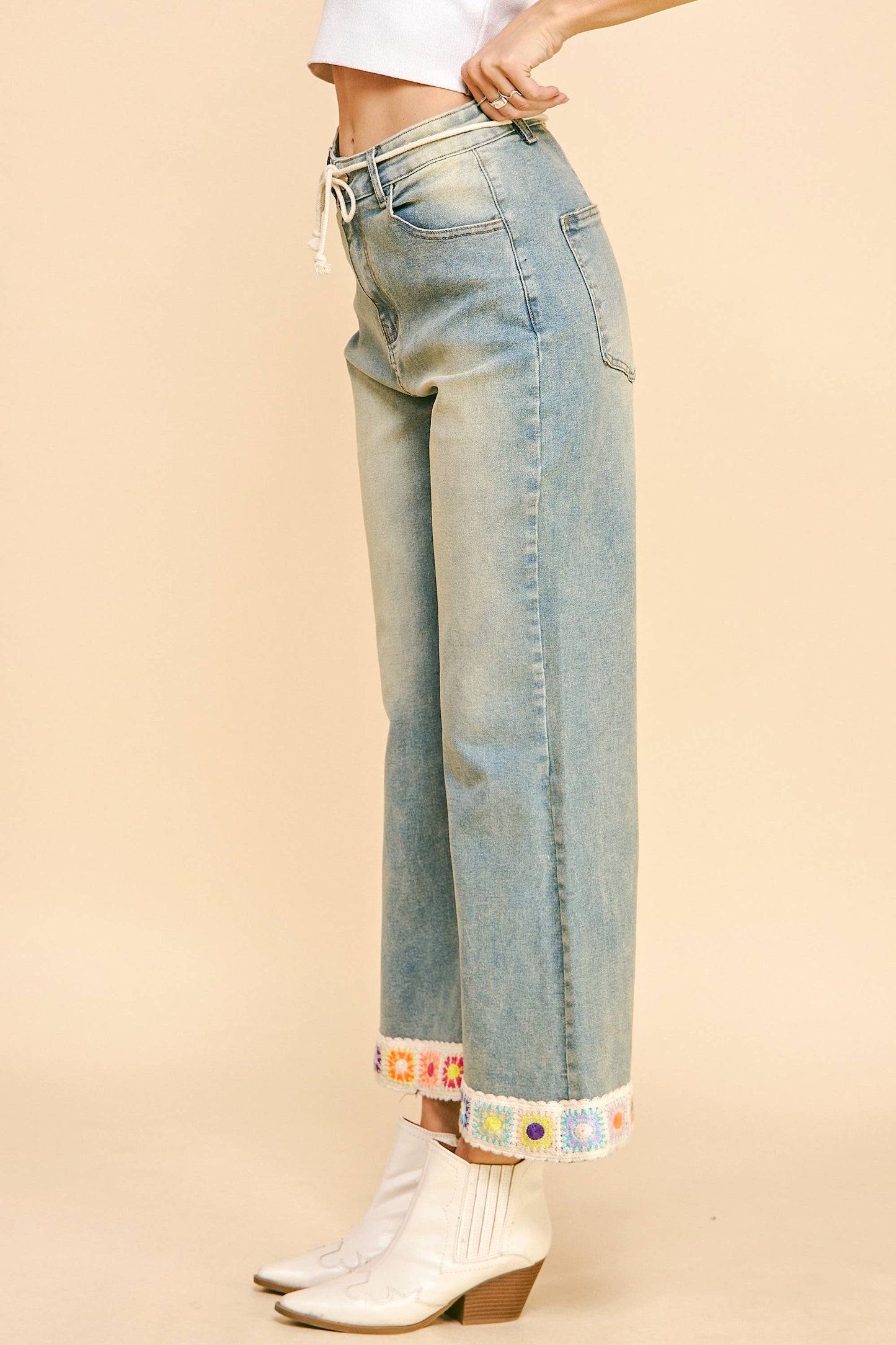 CROCHET TRIM STRAIGHT LEG DENIM JEANS