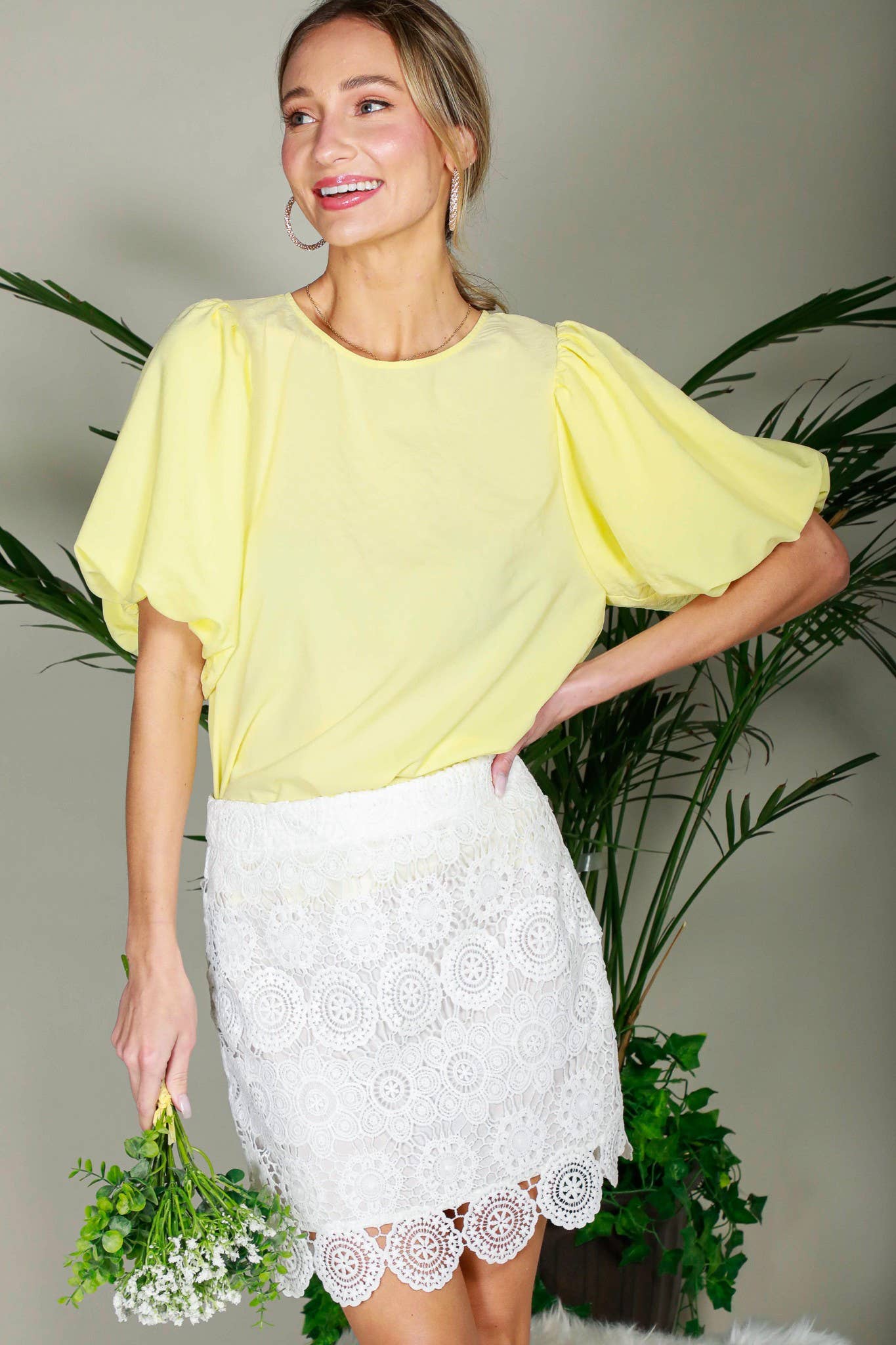 Round Neck Short Bubble Sleeve Woven Blouse Top VT81715B
