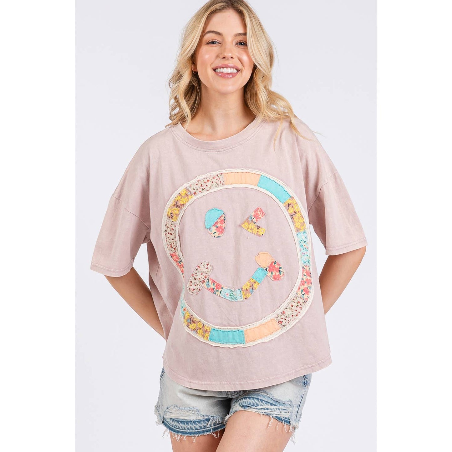 BOHO PATCHWORK SMILEY TEE