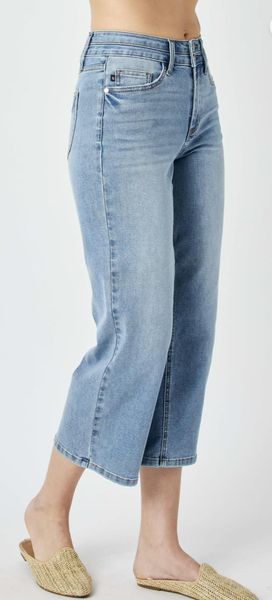 Cropped Wide Leg Jean