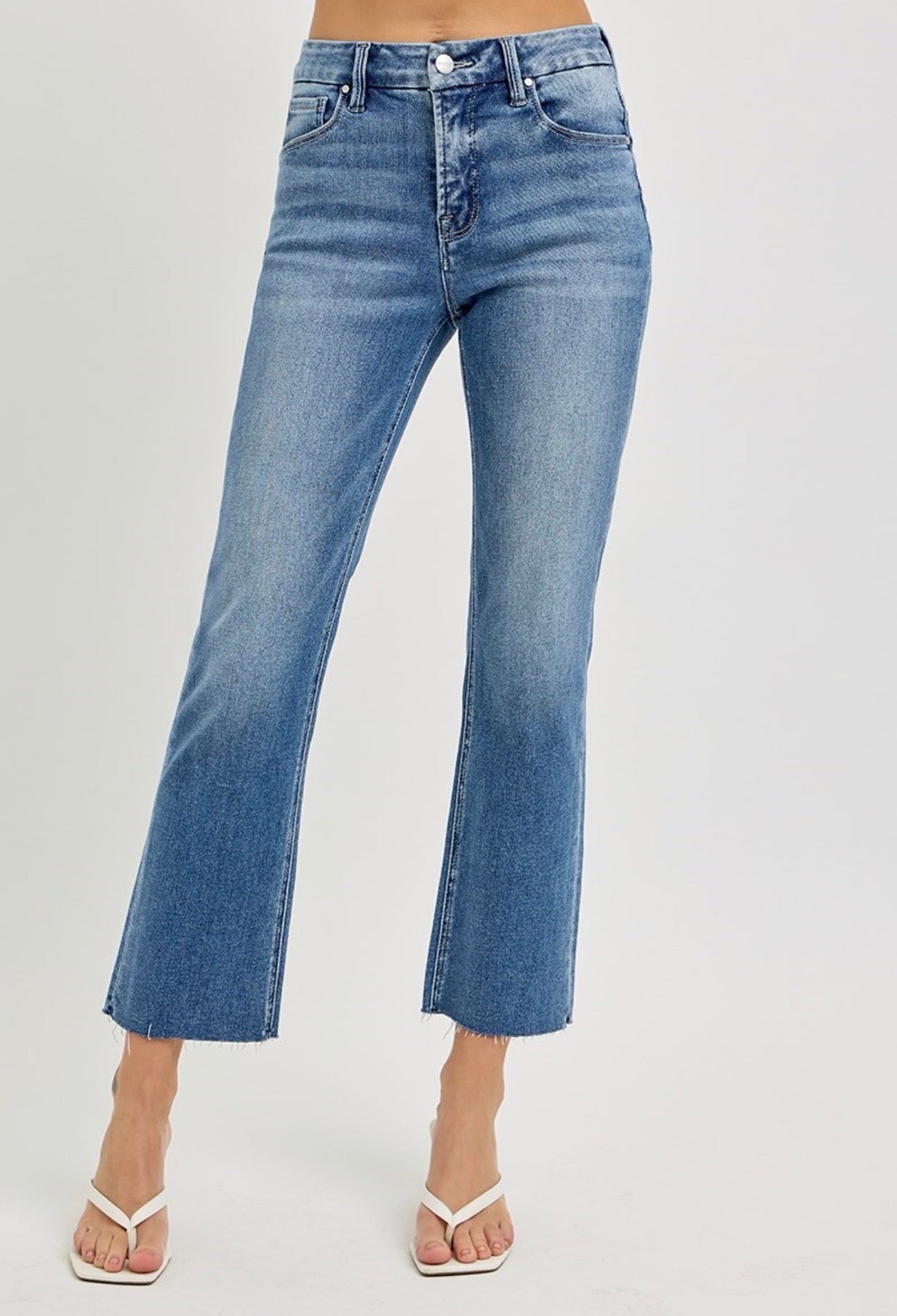 Cropped Straight Jeans