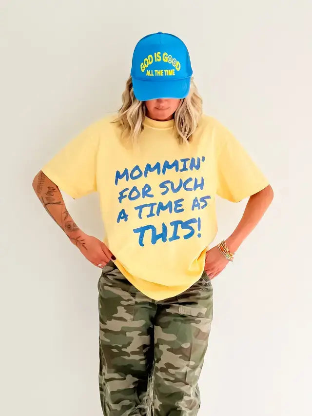 Mommin Tee