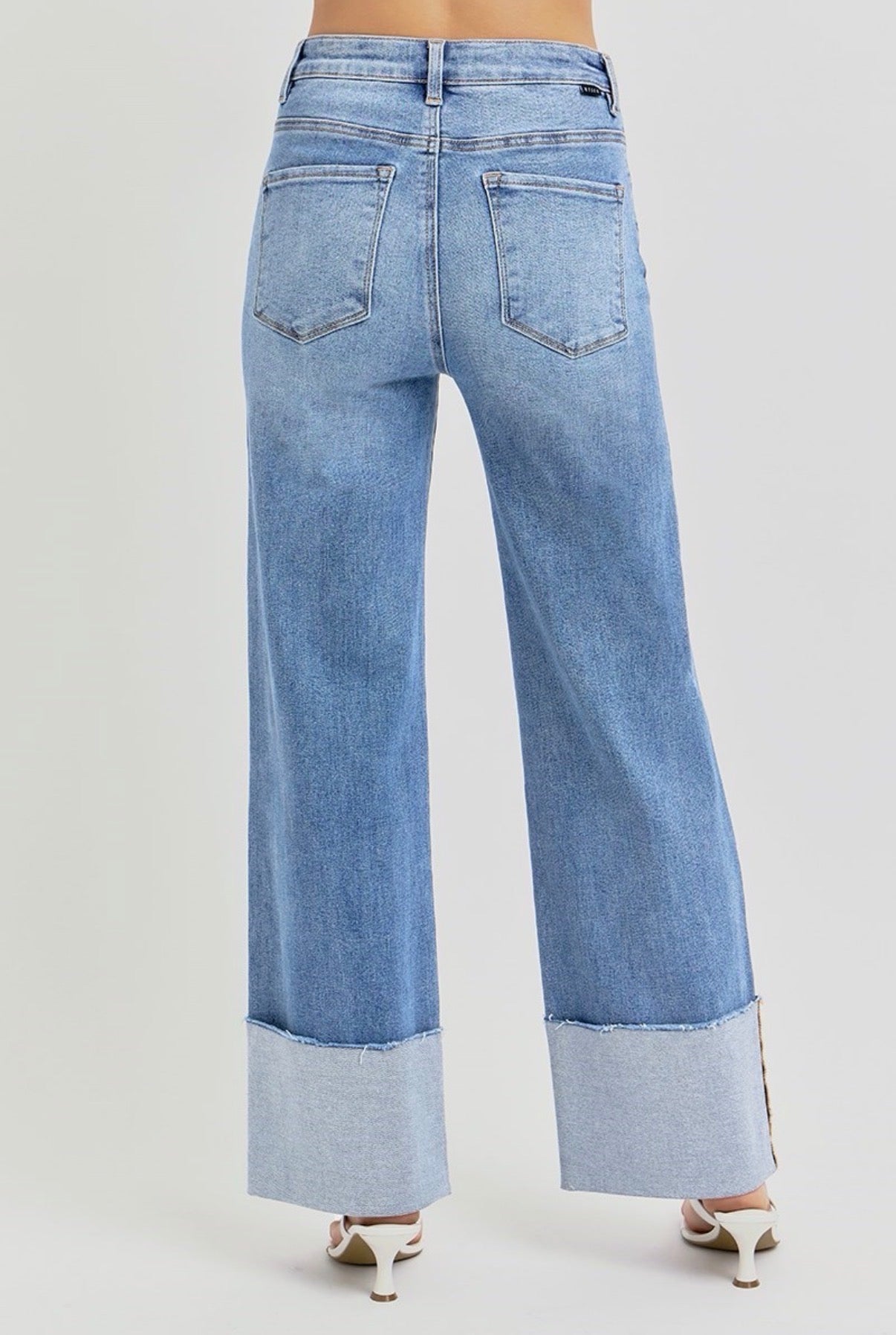 Wide Cuff Washed Jeans