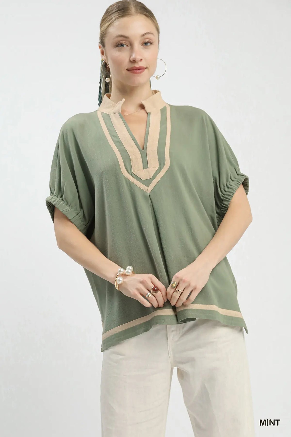 Linen Contrast Trim V-Neck Blouse