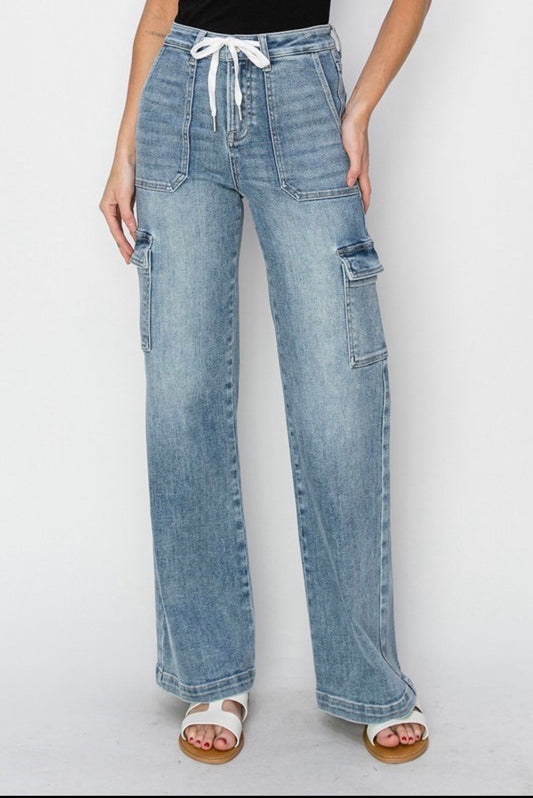 Mid Rise Cargo Jeans