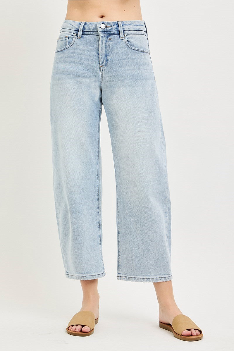 Light Washed Cropped Barrel Jeans