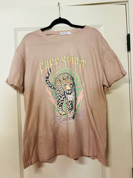 “Free Spirit” Graphic Tee