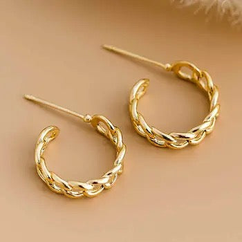 Gold Twist Hoop Earrings