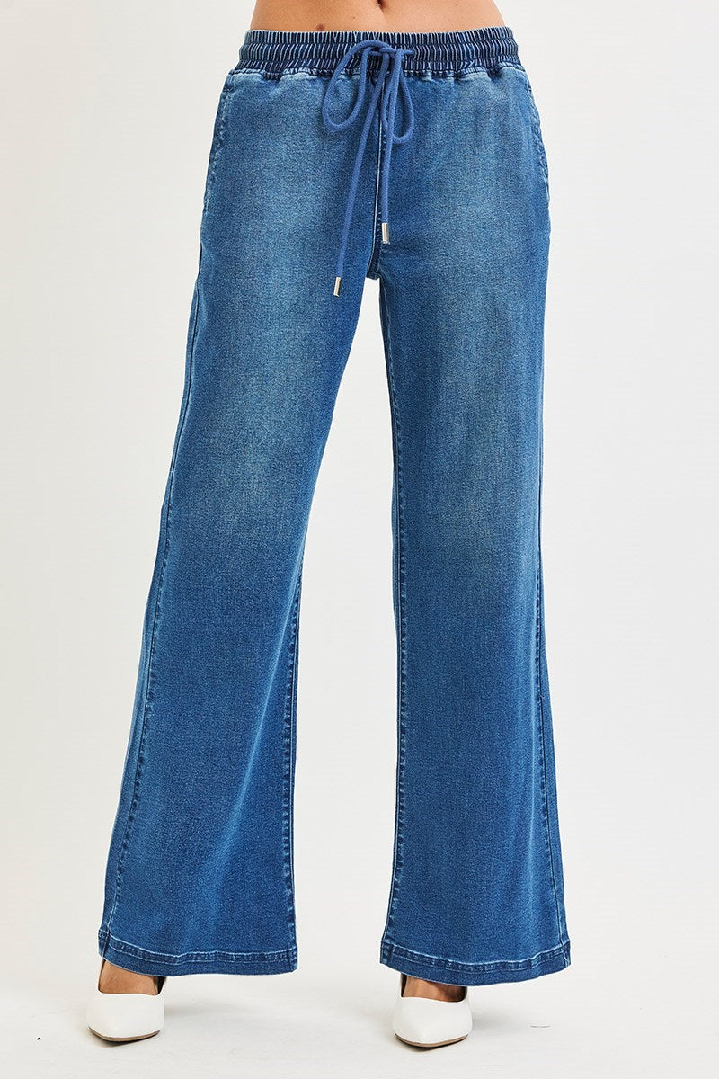 Mid Rise Wide Leg Jeans