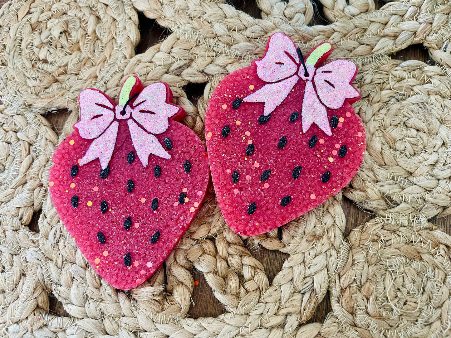 Strawberry Bow Car Freshie 